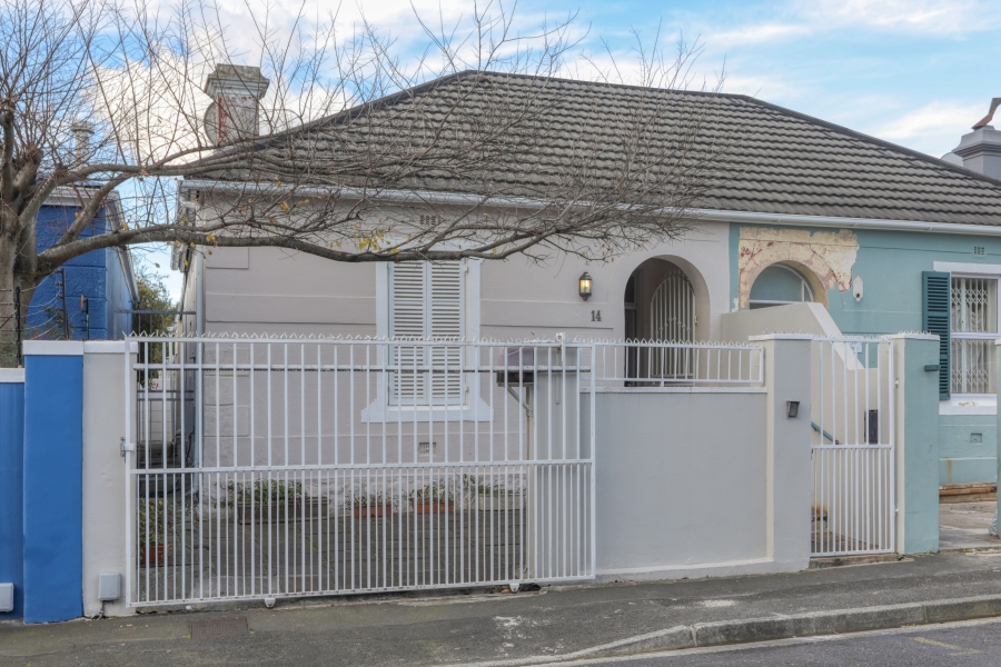 2 Bedroom Property for Sale in Claremont Upper Western Cape